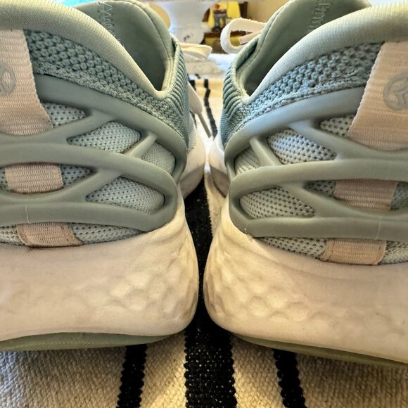 Kizik Athens Womans Size 7.5 Handsfree Athletic Shoes Sea Foam - Picture 10 of 11